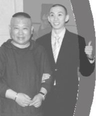 由北京歌剧院和郭德纲联合推出的京剧《查美安》将京剧作为一种行业人才。
