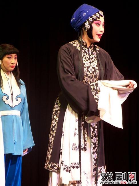 优秀青年评剧演员小灵玉首秀全剧《秦香莲》