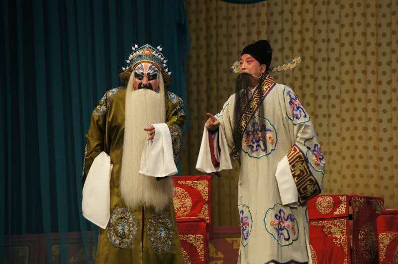 马派名剧《哈里被免职》主演李金铭
