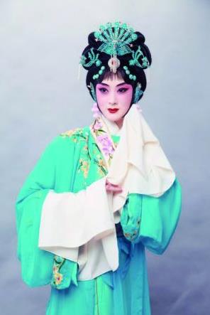 张丁火京剧学校将举行述职表演
