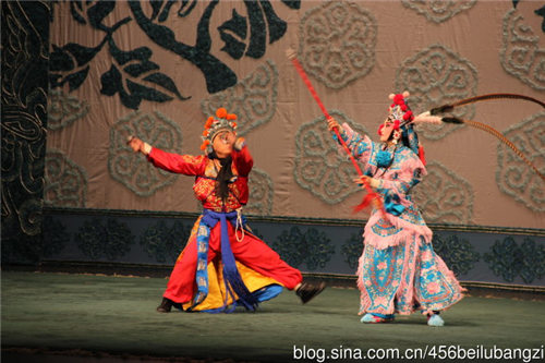 国戏晋剧班表演的《扈家庄》高师扮演扈三娘