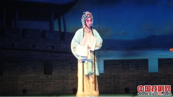 评剧《夫人城》