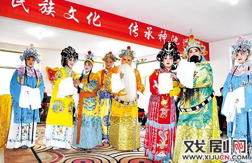 小人物非常喜欢大文化。
