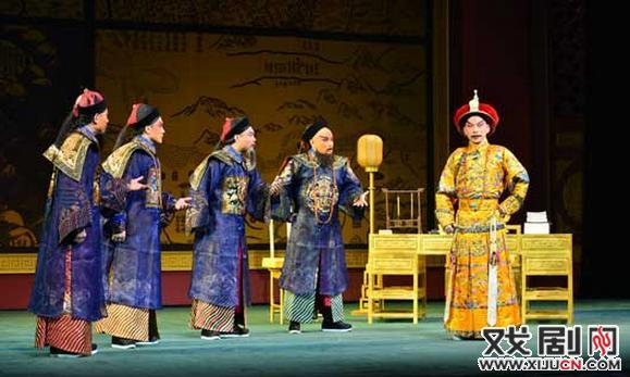 长安大剧院于1月29日上演了京剧《康熙皇帝》
