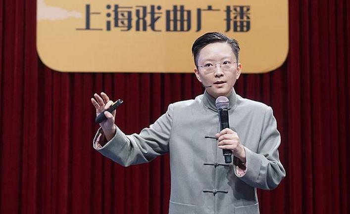 王佩瑜:给我五分钟教你跨过京剧的门槛
