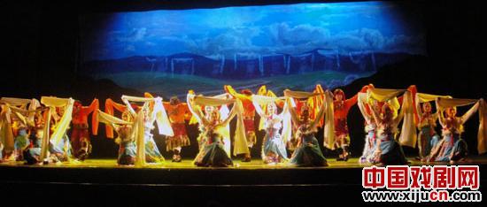 京剧《草原曼巴》