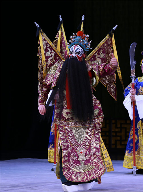 王建帅在京剧《长沙之战》中扮演魏延
