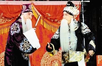 来自天津的年轻京剧演员唐云路将首次亮相文昭关，这是著名的杨派艺术家杨乃彭所学。
