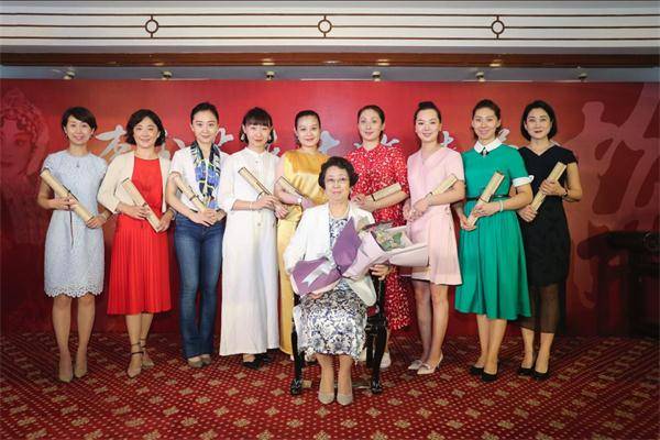 李玉芙先生首开山门收徒